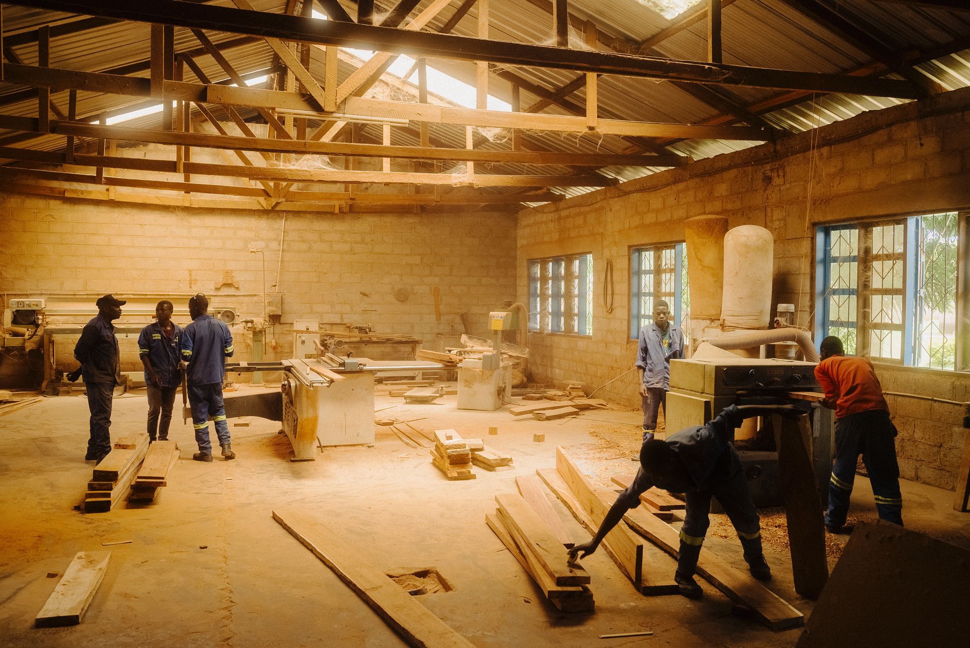 Wspieramy szkołę stolarską